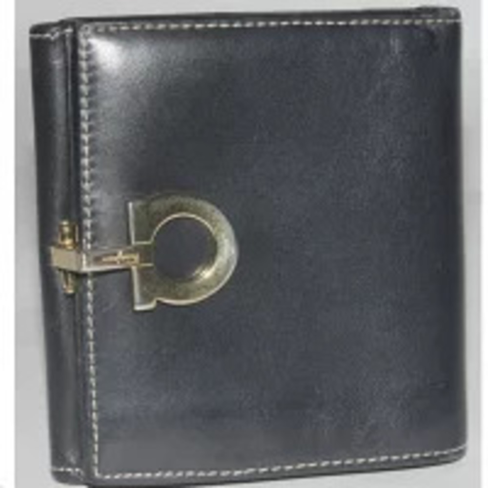 Ferragamo black leather wallet double snap closure